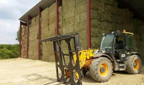 Vente de paille de blé Gourgé